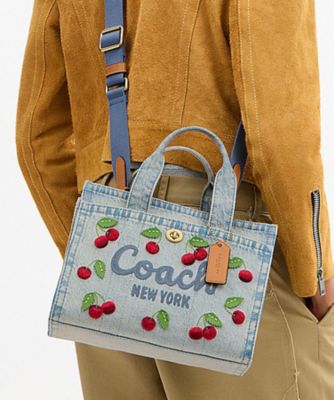 ＜COACH＞カーゴ　トート　バッグ　２６・チェリー　エンブロイダリー